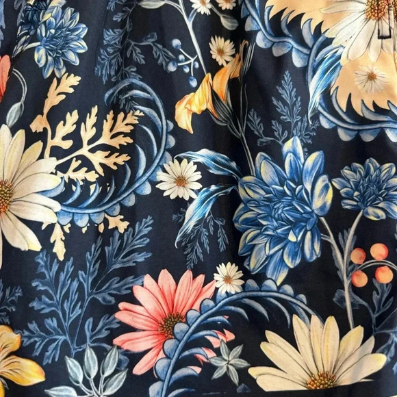 Agua Bendita Swim Trunks Floral 36 - Picture 5 of 9